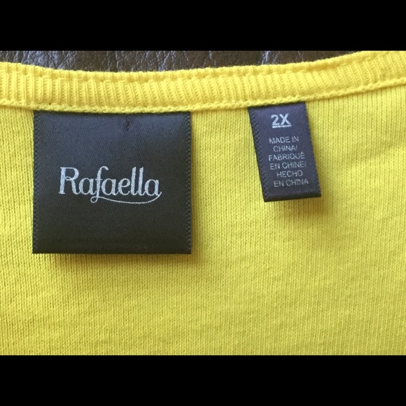 Short sleeve blouse - Picture 3 of 3